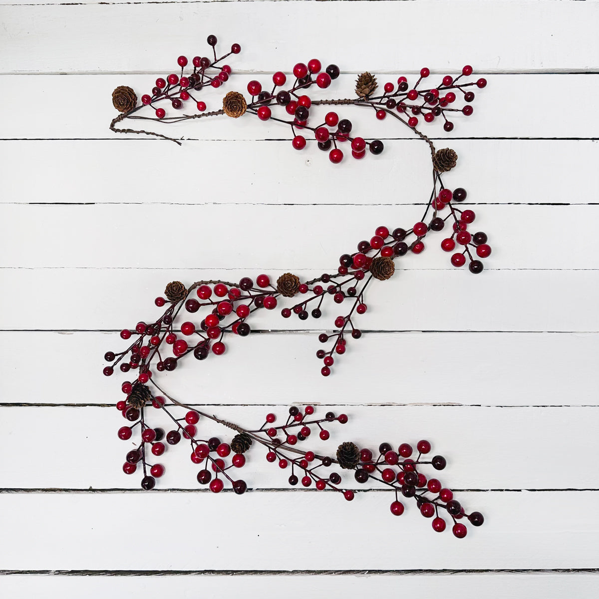 Faux Red Berry and Pinecone Garland – Festive Decoration