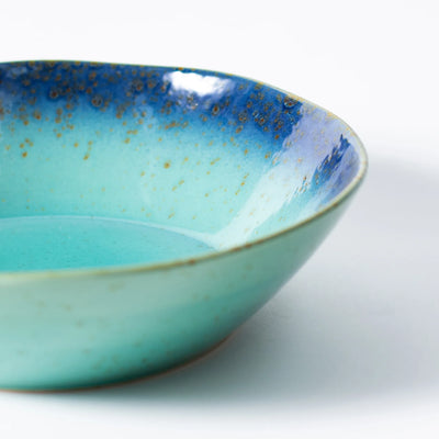 Turquoise Ceramic Serving Bowl – Coastal-Inspired Tableware