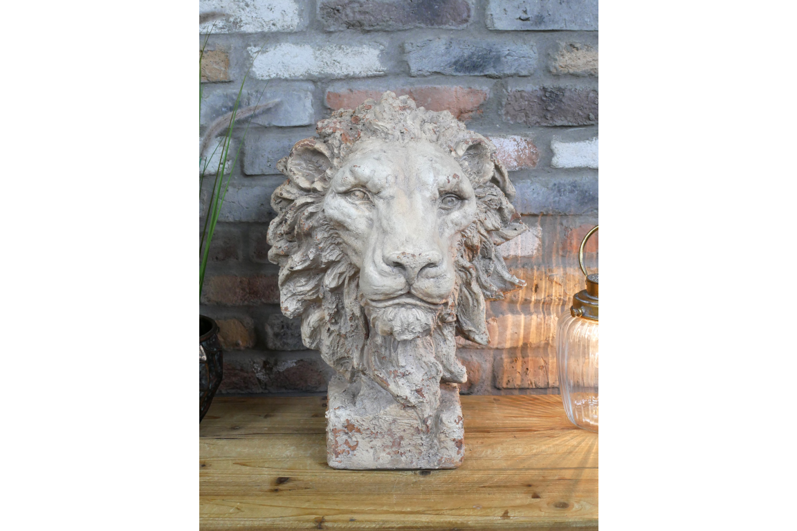 Rustic Lion Head Sculpture - Home or Garden Decor