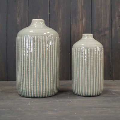 Elegant Ceramic Vase with Relief Design and Crackled Glaze - Vintage Home Décor