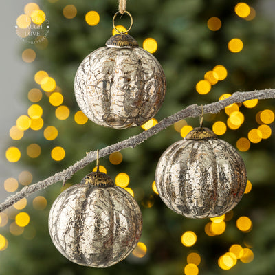 Set of 3 Vintage-Inspired Glass Baubles – Antique Silver Finish