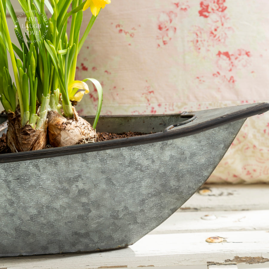 Versatile Galvanized Metal Boat Shelf & Planter