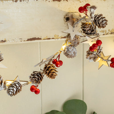 LED Pinecone, Berry, and Star Garland – Festive Light-Up Decoration