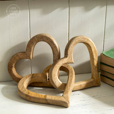 Wooden Intertwined Hearts – Rustic Shelf Sitter