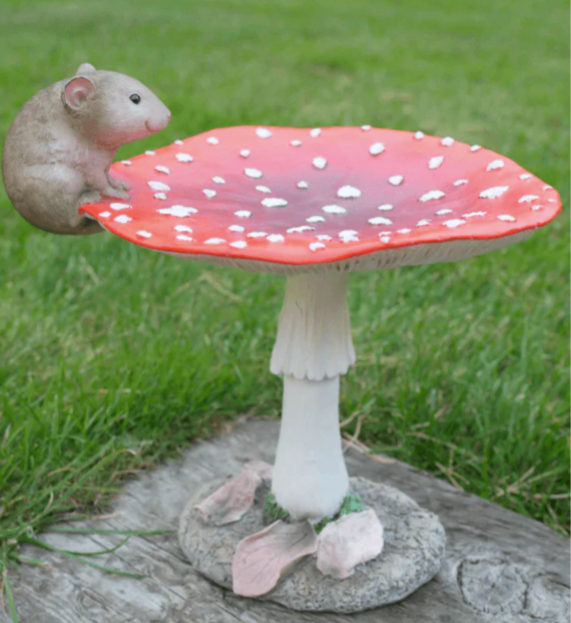 Toadstool Bird Feeder with Mouse